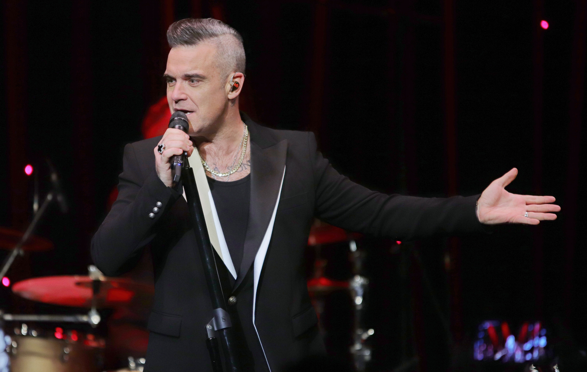 Robbie Williams announces 'XXV' Australian tour