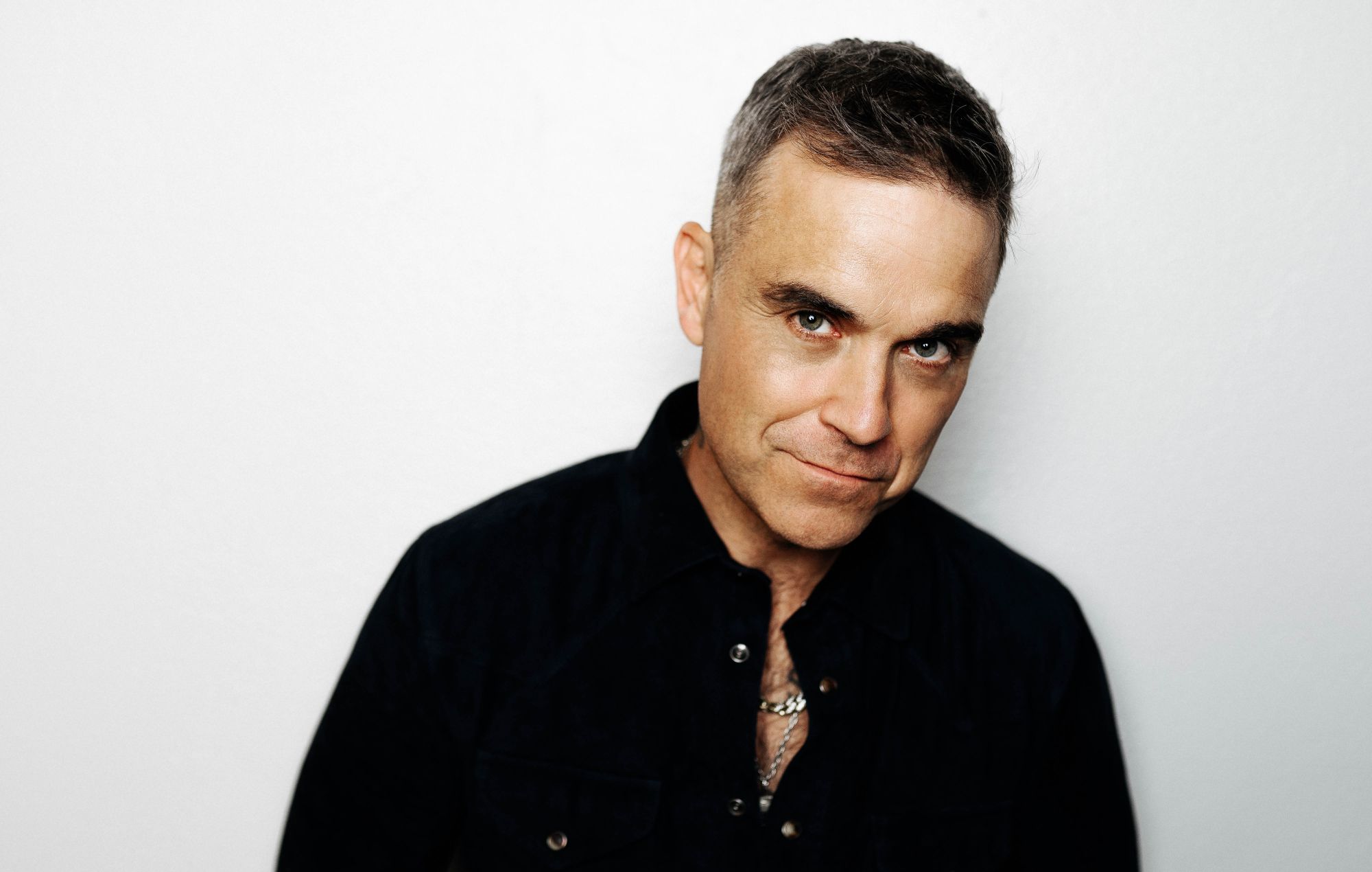 Robbie Williams breaks Official Chart records with 'XXV'