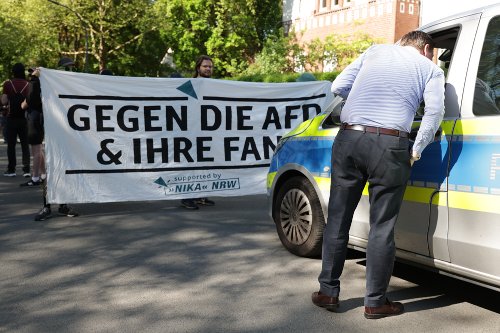 AfD-Politiker Matthias Helferich und Freunde besuchten die Zeche Zollern in Dortmund - Nordstadtblogger