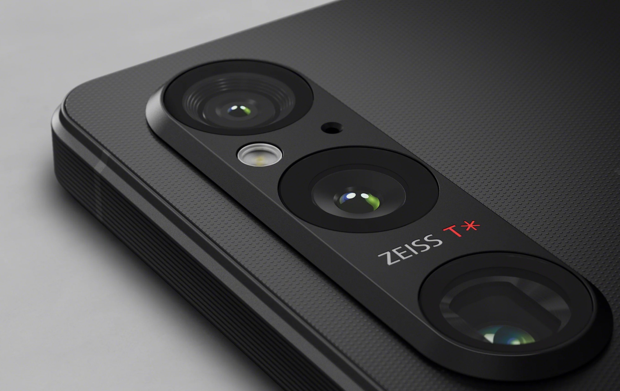 Sony Xperia 1 VI: Gerüchte deuten auf drei 48 MP Kameras, zwei Zoom-Objektive und Launch zum MWC - Notebookcheck.com News