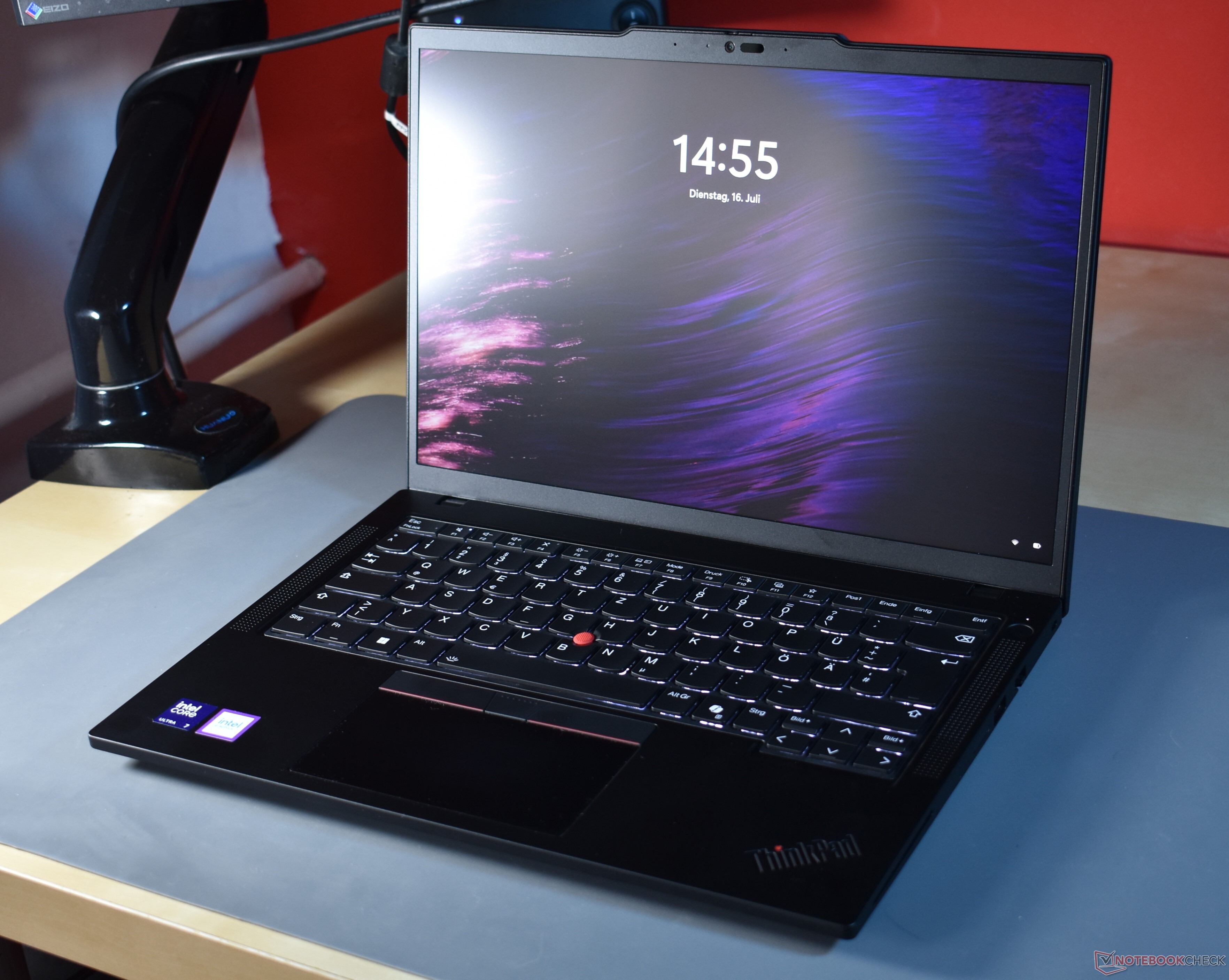 Recenzja laptopa Lenovo ThinkPad T14 Gen 5 Intel: Rozszerzalna pamięć RAM powraca do serii T - Notebookcheck.pl
