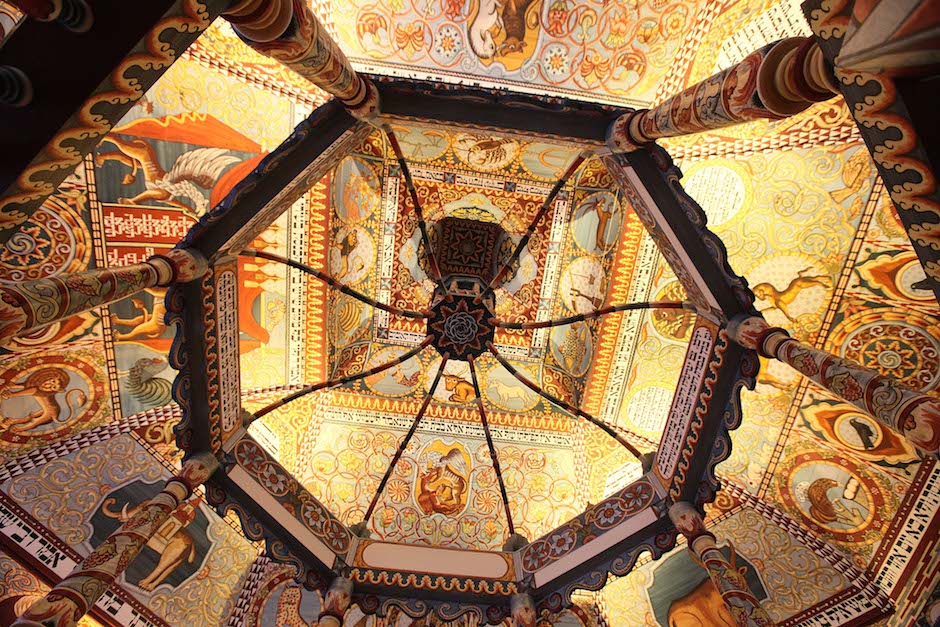 Poland's Jews: Under a New Roof | Shelley Salamensky | The New York Review of Books