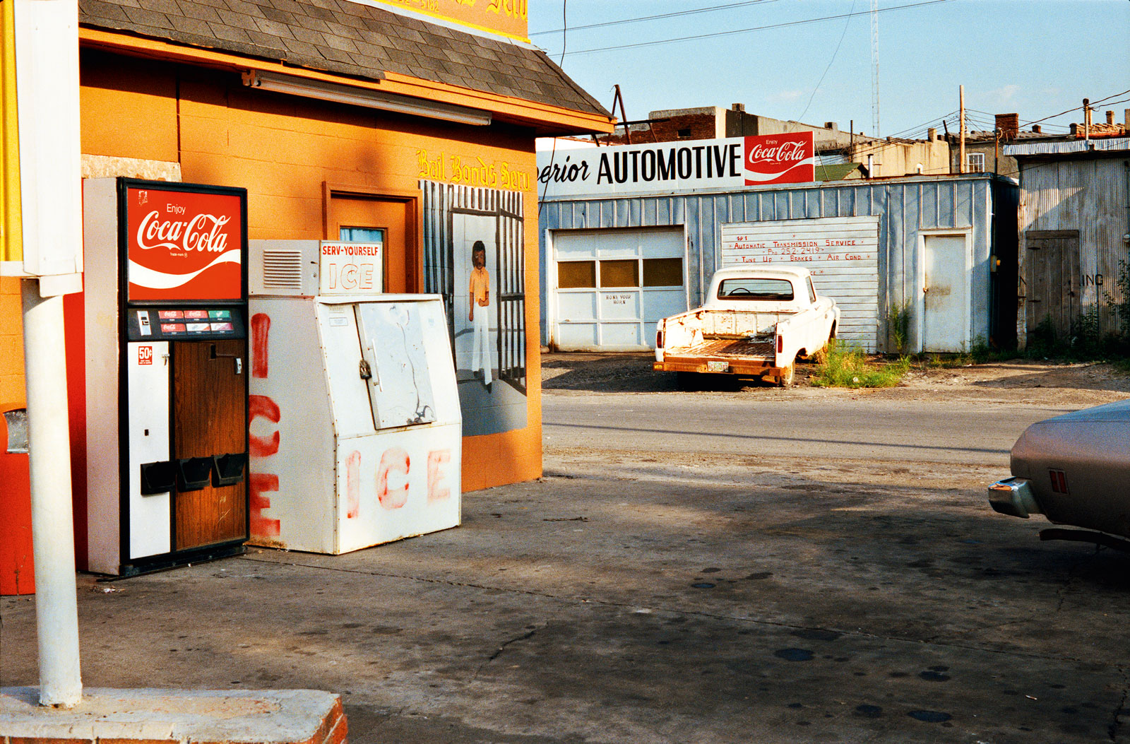 Moving Targets | Gini Alhadeff | The New York Review of Books