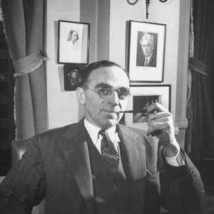 Morris Ernst, Bennett Cerf, and ‘Ulysses’ | Stephan Landsman, Samantha Barbas, Gayle Feldman | The New York Review of Books