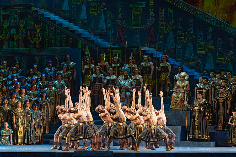 Grand Opera’s Tribulations | Joseph Horowitz | The New York Review of Books