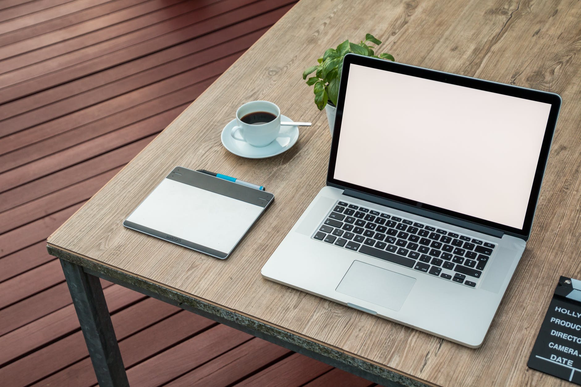 What Is Hybrid Working? How It Will Shape the Future of Work