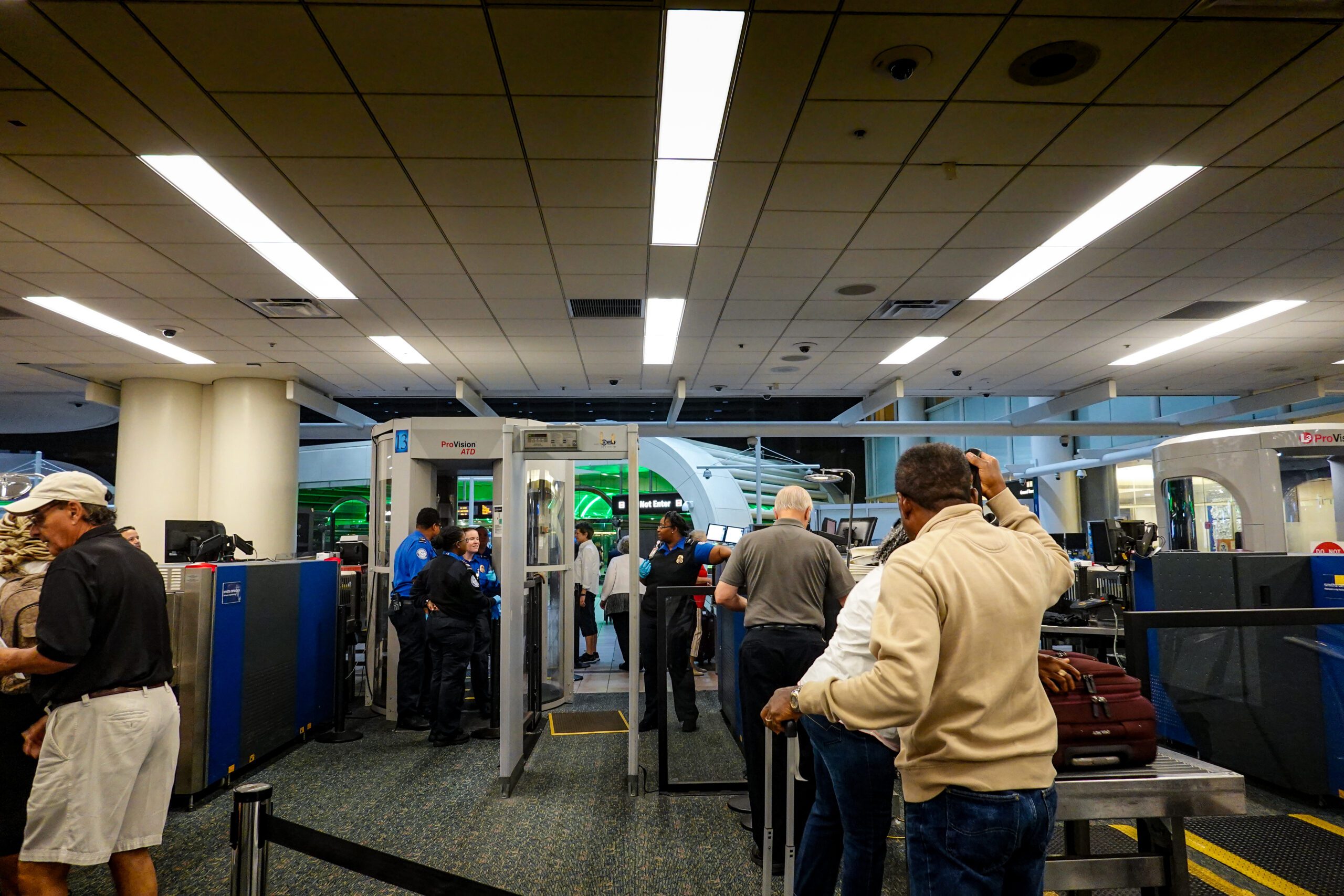 Current TSA Lines Are Going To Look Like 'Child's Play' if Another Paycheck Goes Unpaid, Sean Duffy Warns