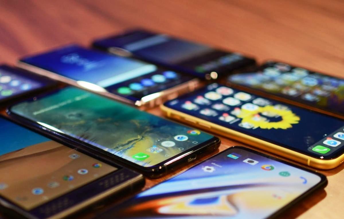 Taxes collected on imported cell phones increase to Rs54bn - Pakistan Today - Pakistan Today