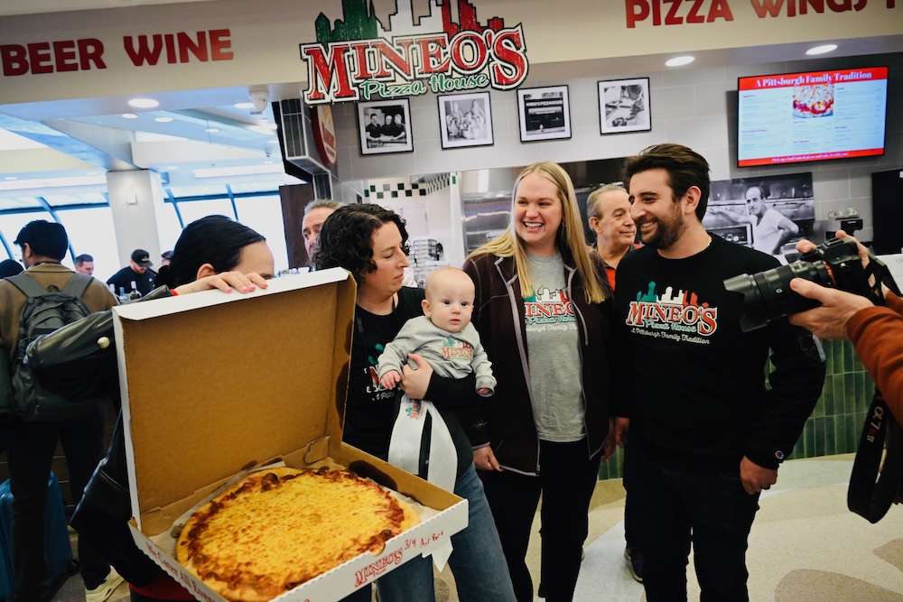Mineo’s Pizza House Lands at Pittsburgh Airport | Pittsburgh Magazine