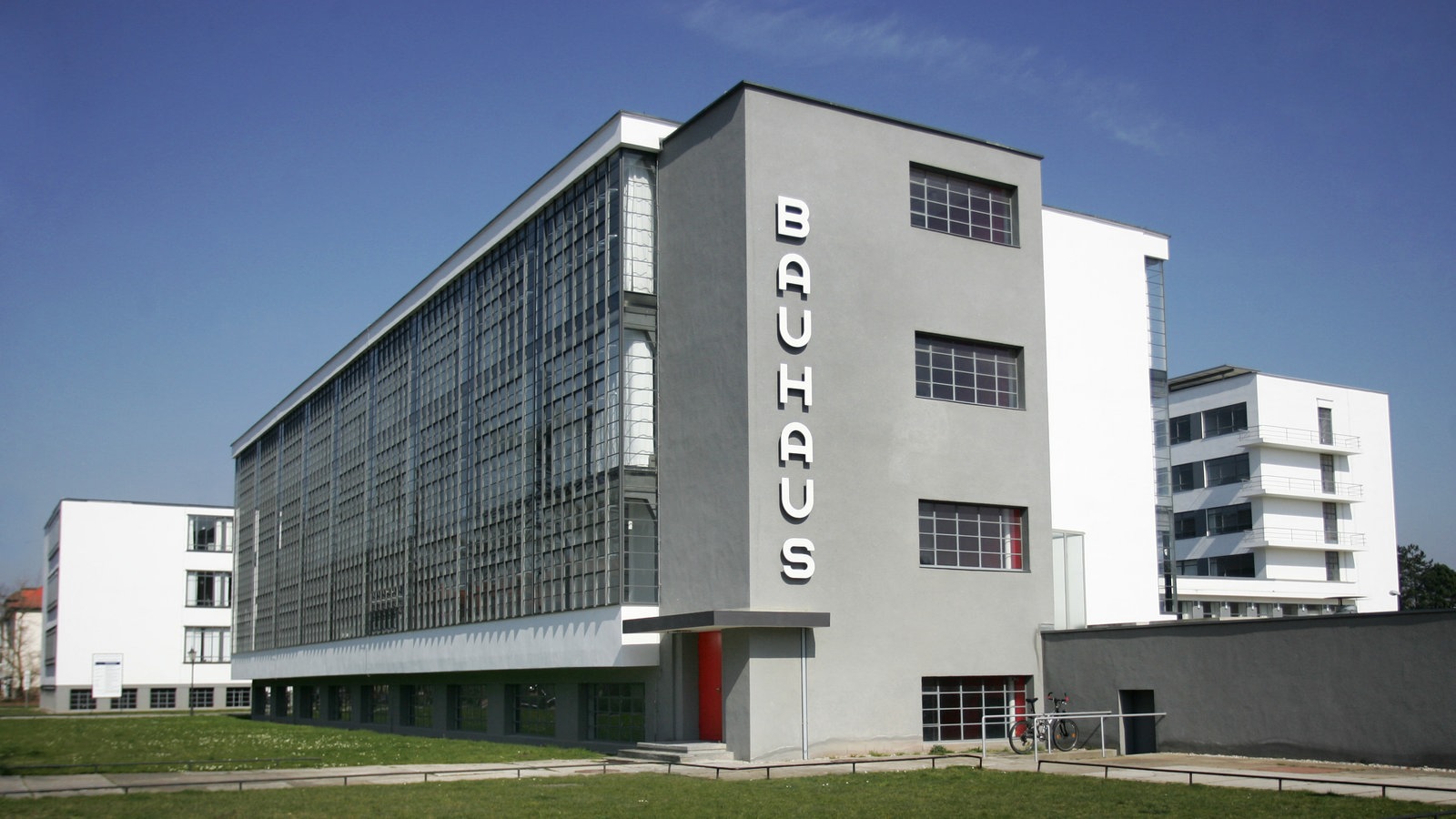 Sendung 16.09.2024 | WDR | SWR | ARD-alpha | Das Bauhaus – Was ist dran an dem Mythos? - Sendungen - Planet Wissen