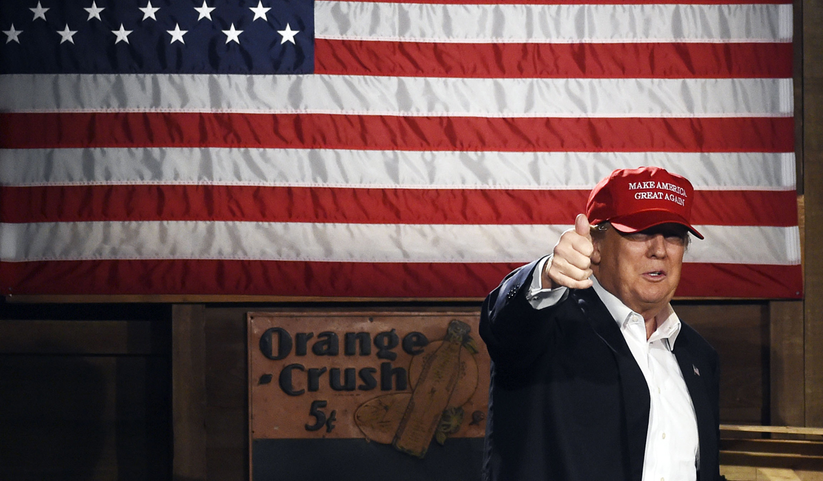Why every HuffPost article about Donald Trump calls him a liar - Poynter