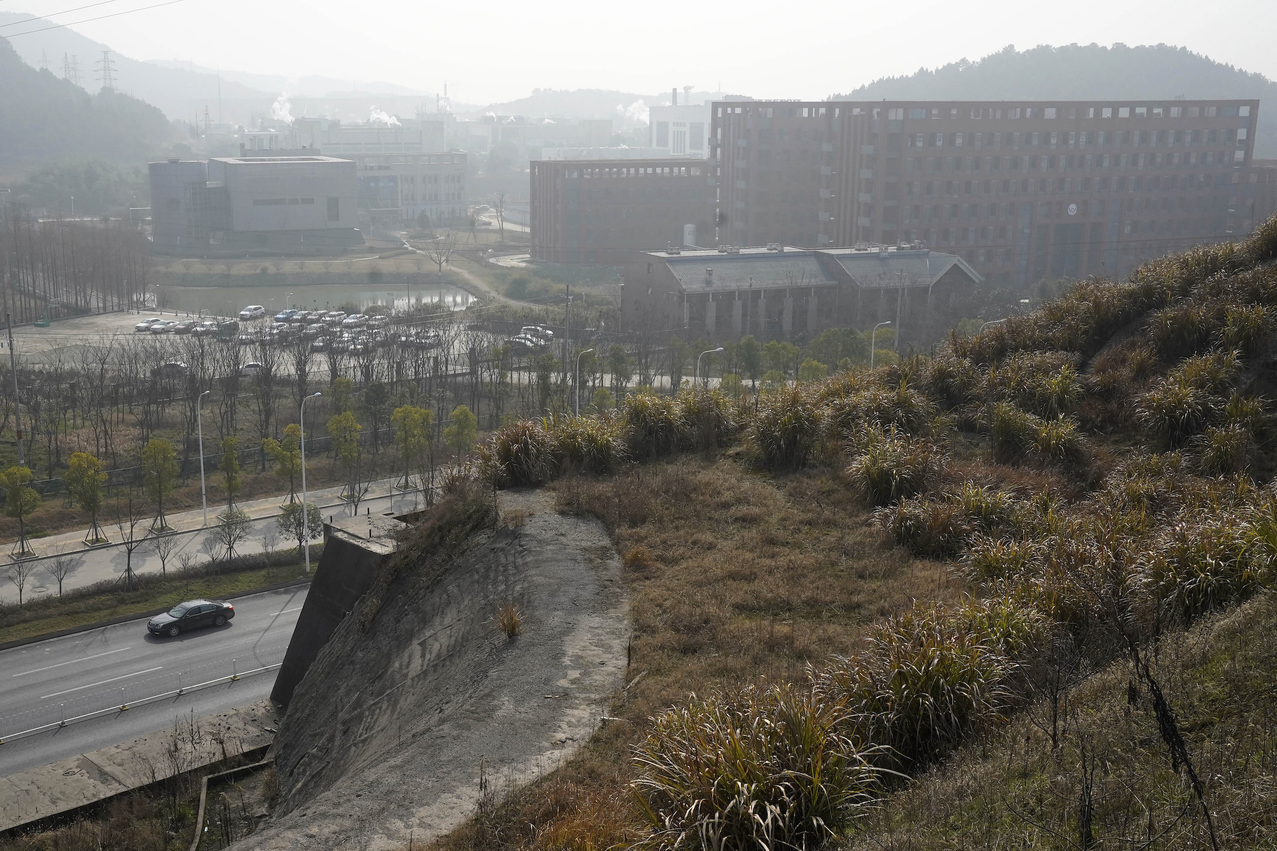 What we can learn from the media’s dismissal of the Wuhan lab theory - Poynter