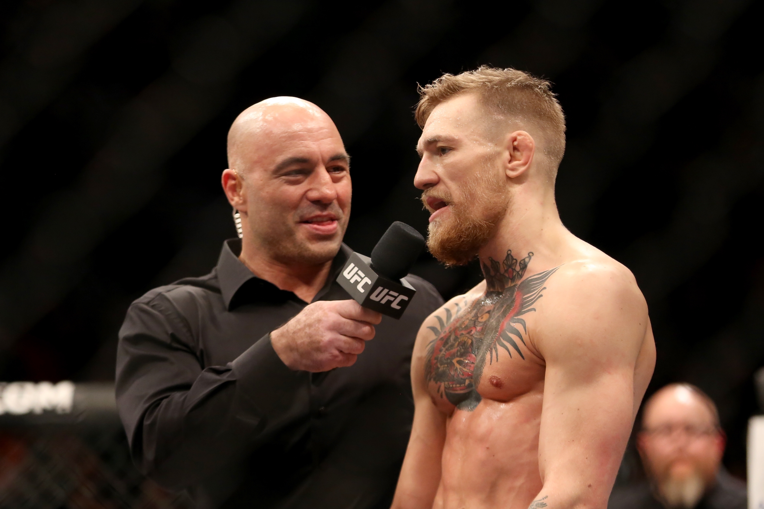 Joe Rogan apologizes for vaccine misinformation and promises to ‘do better’ - Poynter