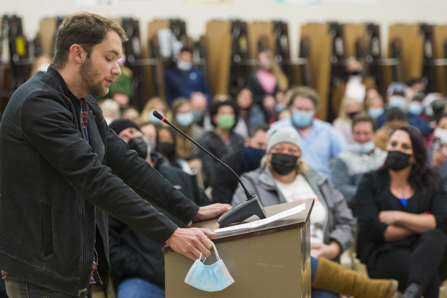 How journalists can cover school board meetings without spreading conspiracy theories - Poynter