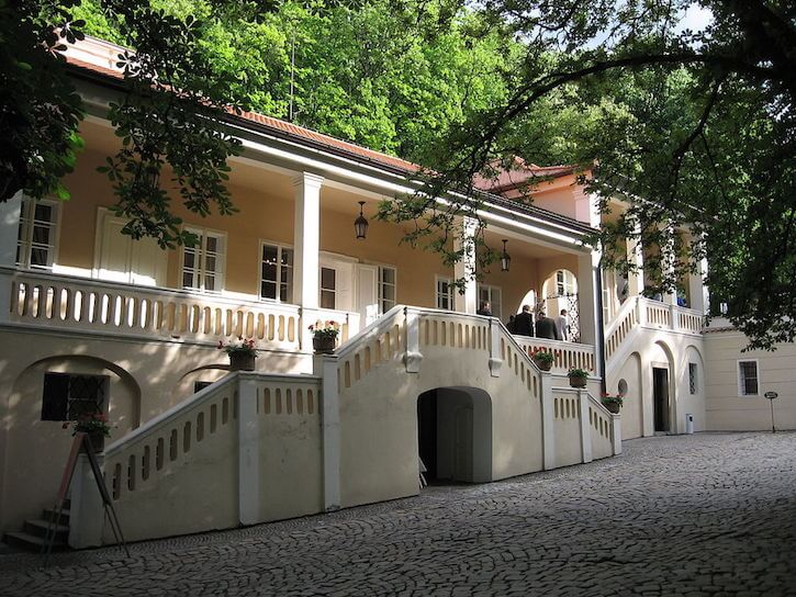 Where did Mozart live in Prague? - Prague Post