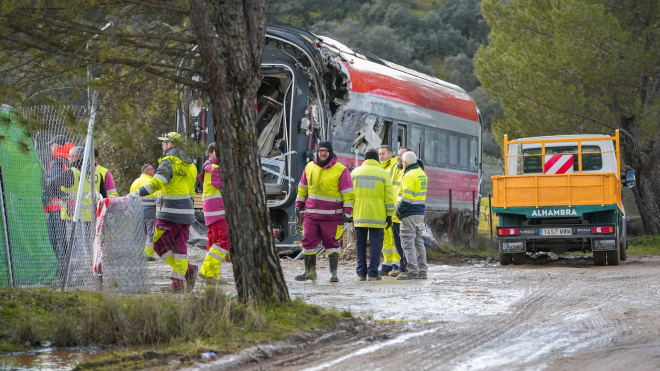 Las evidencias sobre el accidente de Adamuz más allá de las especulaciones y los bulos | Público