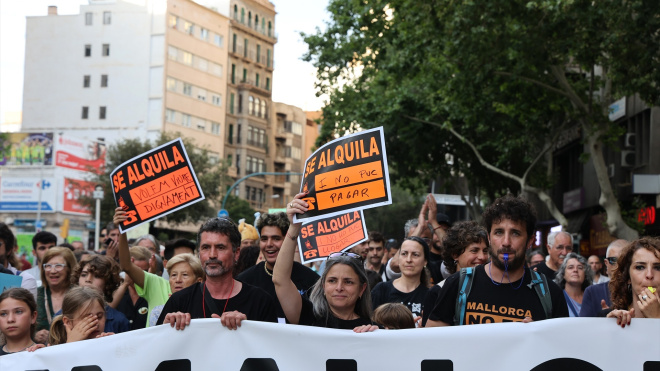 El reto de pedir la prórroga del alquiler pese al miedo a represalias: "Los derechos están para ejercerlos" | Público