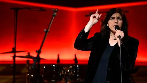 Souad Massi, un folk de deux rives | franceinfo
