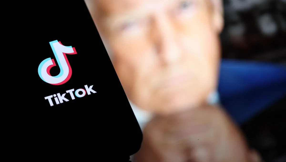 TikTok : pourquoi la plateforme a été suspendue quelques heures aux États-Unis ? | franceinfo