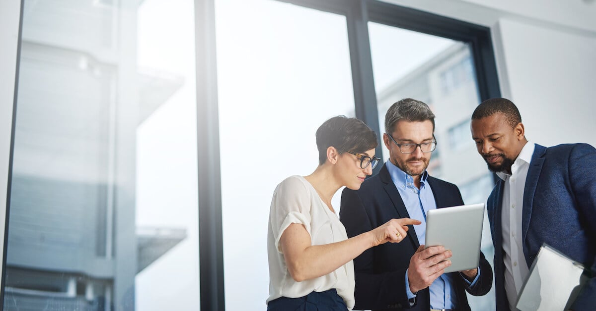 Infographic: 30 Must-Know Sales Prospecting Stats and What They Mean for Sellers
