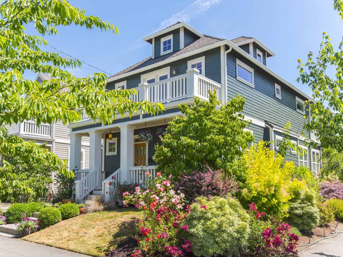How Much Are Closing Costs in Massachusetts 2024? | Redfin
