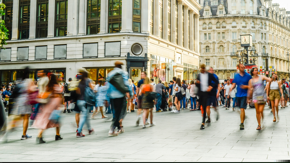 Retail sales suffer disappointing January as Brits keep tight budgets