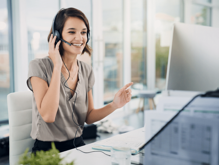 What is B2B Customer Service? Explanation, Tips & Examples
