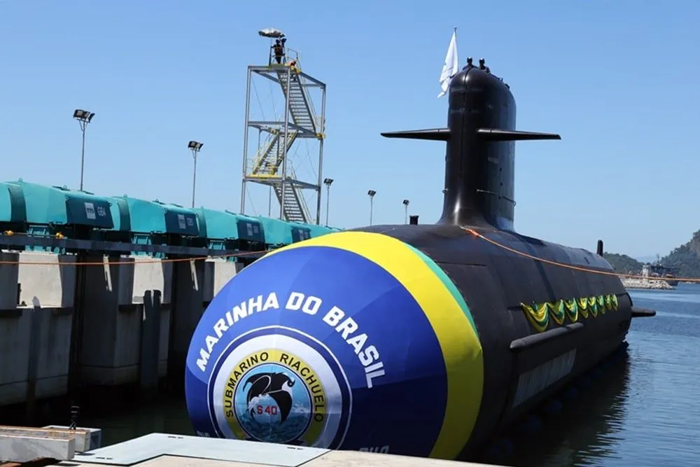 Brazil Advances in Nuclear Submarine Construction with France - The Rio Times