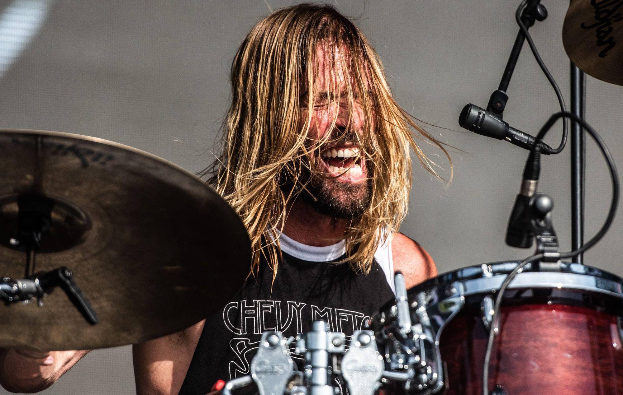 Watch Foo Fighters play ‘Everlong’ at their final gig with Taylor Hawkins