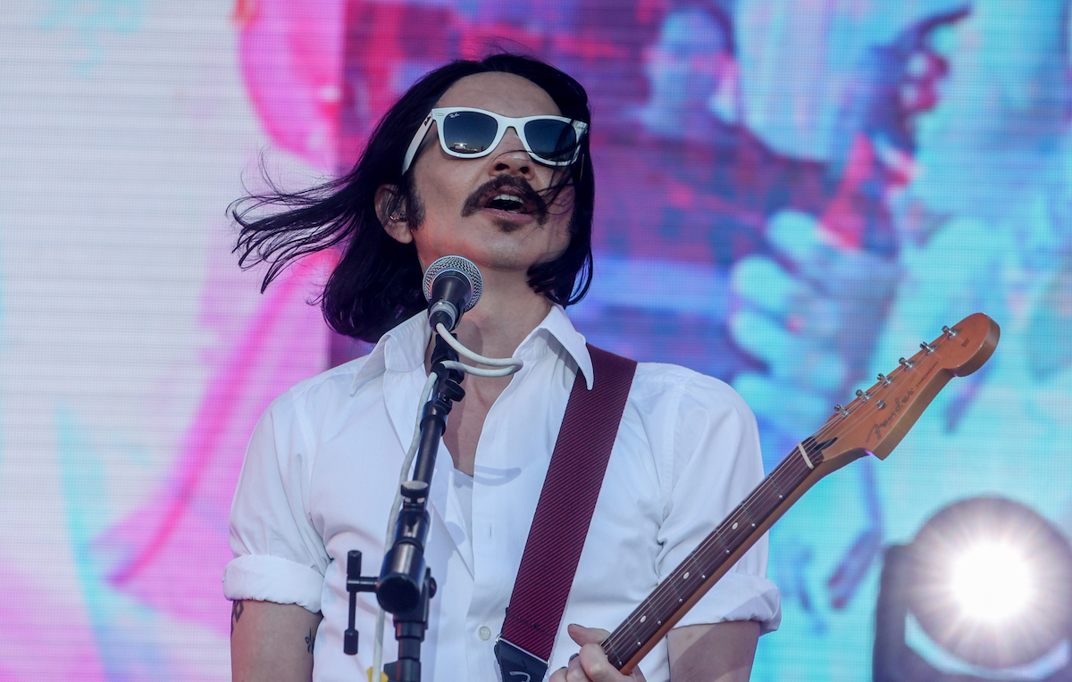 Placebo contro Giorgia Meloni: «Razzista e fascista, vaffanculo» | Rolling Stone Italia