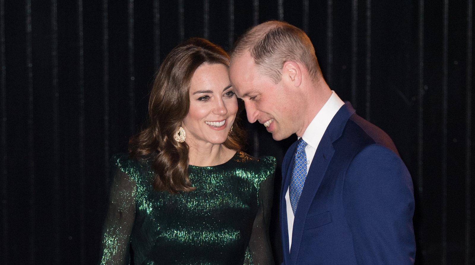 Kate oozes glamour in shimmering emerald cocktail gown
