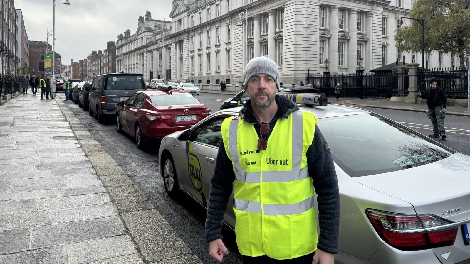 Taxi drivers call for update in industry regulations