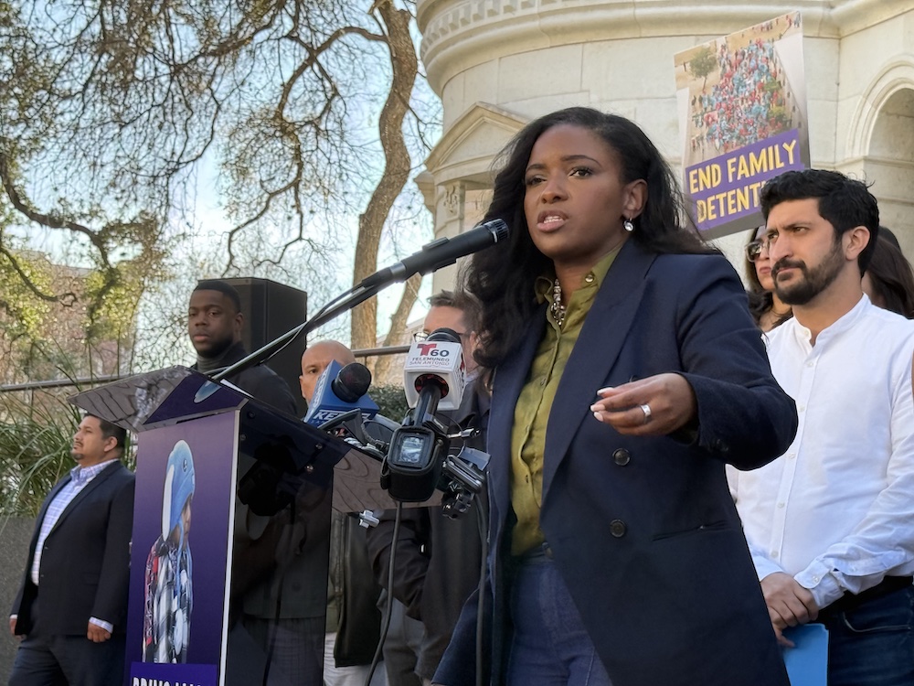 Joaquin Castro, Jasmine Crockett demand halt to ICE funding at San Antonio press conference - San Antonio Current