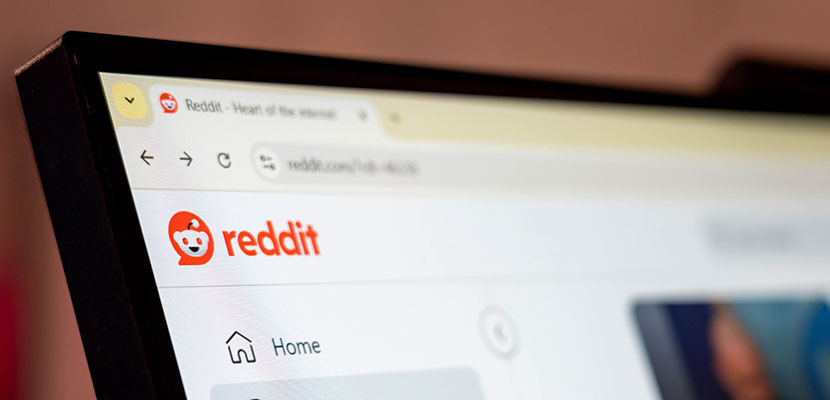 Reddit B2B Marketing: A Guide to Visibility, Trust & Engagement | Sagefrog