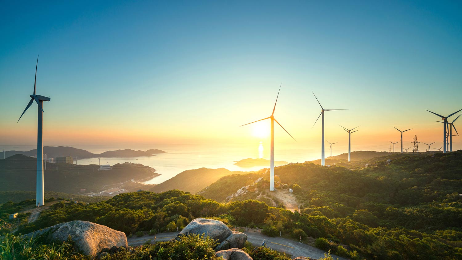 Utility Analytics for Commercial and Industrial Sectors | Salesforce