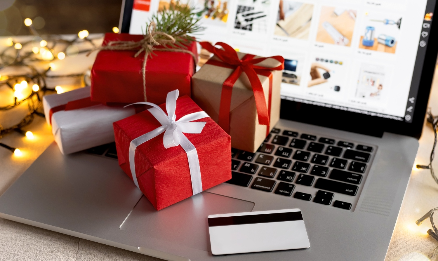 How to Build Holiday Traffic to Your Online Store This Season