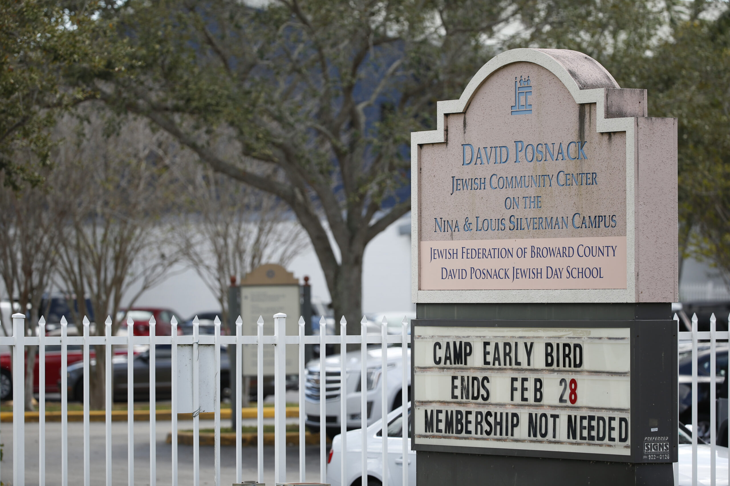 Amid phone threats, crucial decisions on whether to evacuate - Salon.com