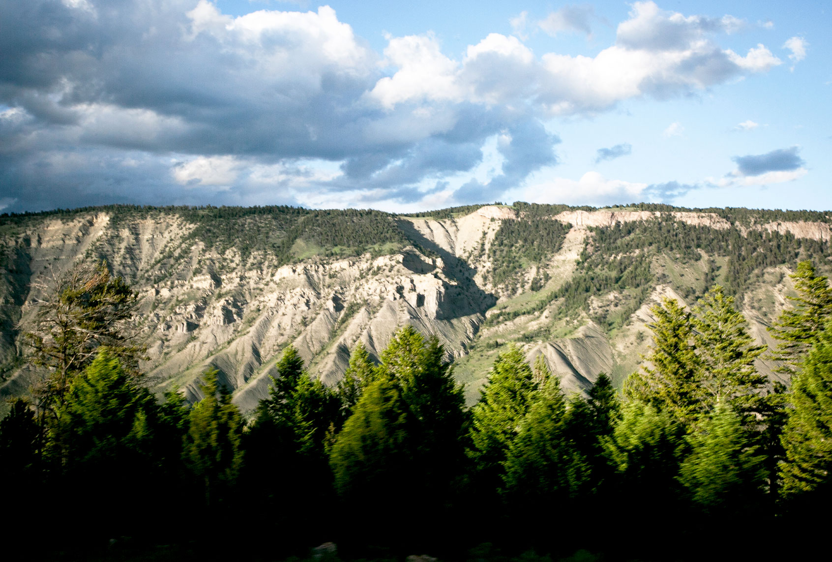 Yellowstone is losing its snow as the climate warms — a new report details the changes - Salon.com