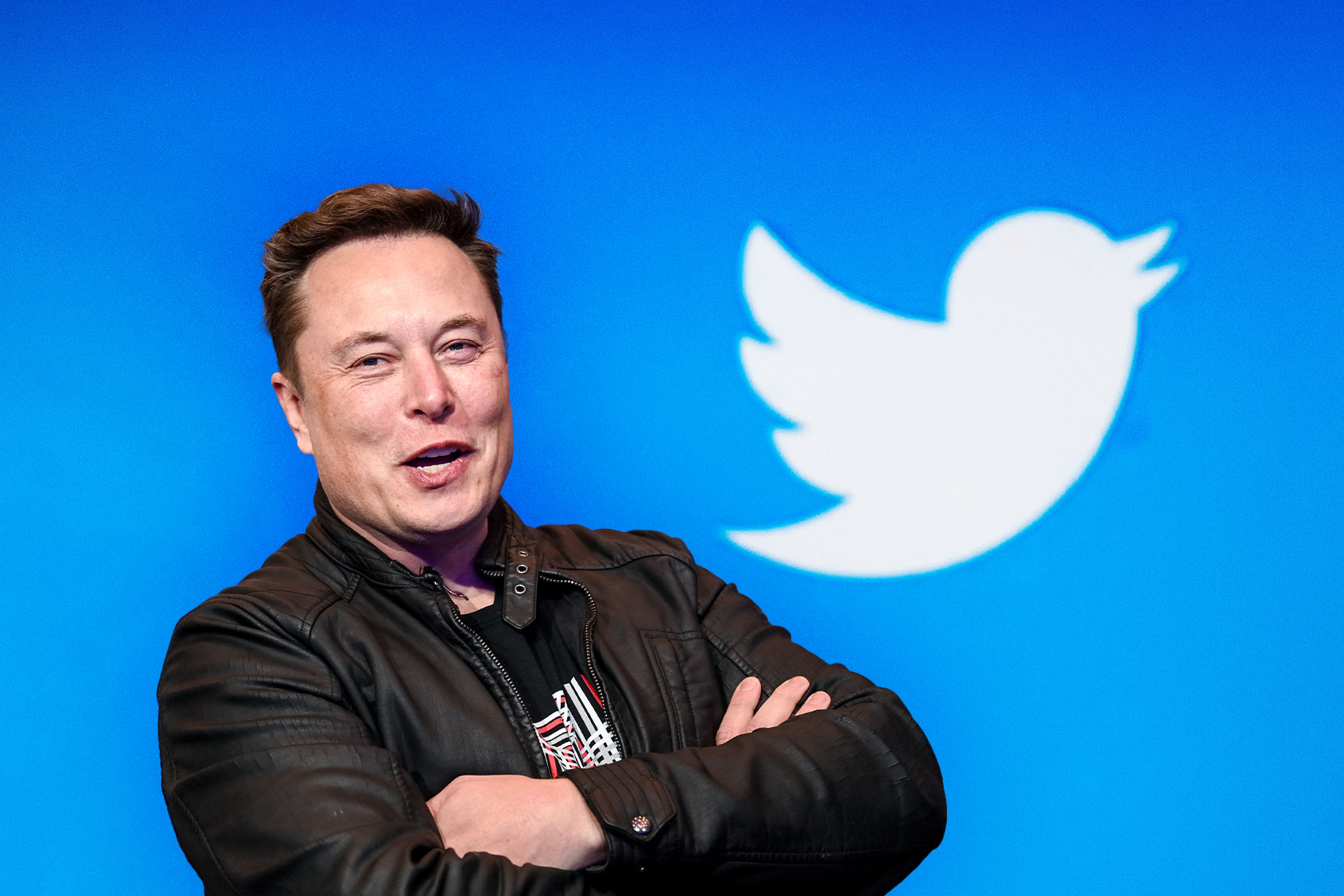 "Free speech absolutist” Elon Musk bans journalists, brings back far-right activists - Salon.com