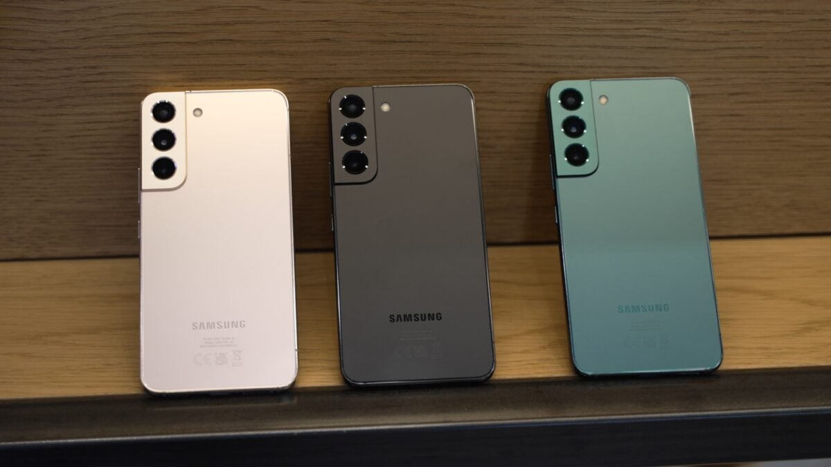 One UI 8.0 rollout resumes for at least two Galaxy S22 variants - SamMobile