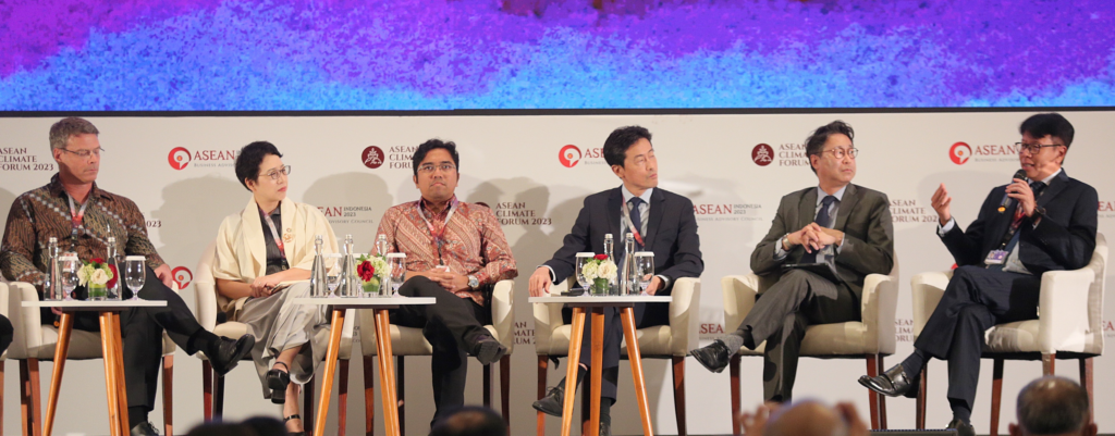 Mobilising capital for ASEAN's just energy transition | Standard Chartered