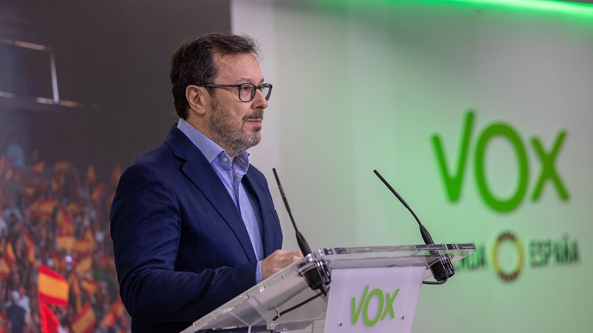 Vox cree que la regularización “masiva” de inmigrantes es “el asesinato” de España y pide auditar las concesiones de nacionalidad | Líder en Información Social | Servimedia