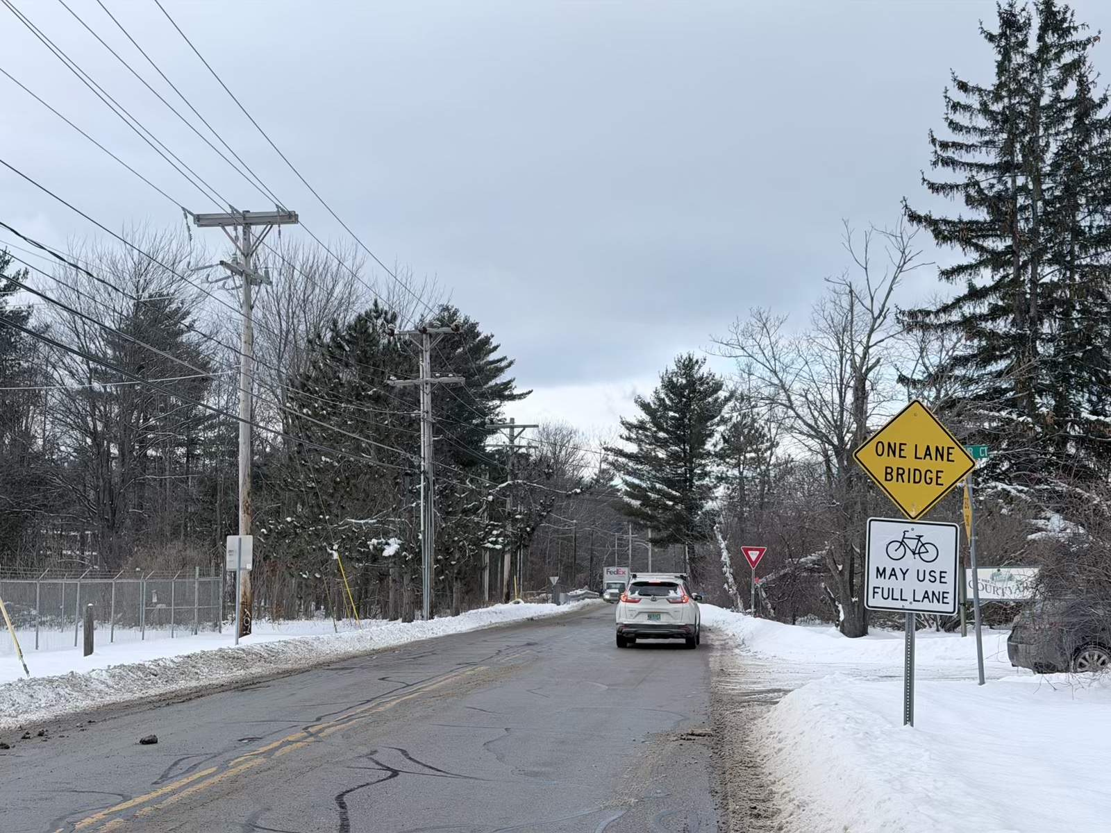 Officials Bring Back Yield Signs at One-Lane Burlington Bridge | Seven Days