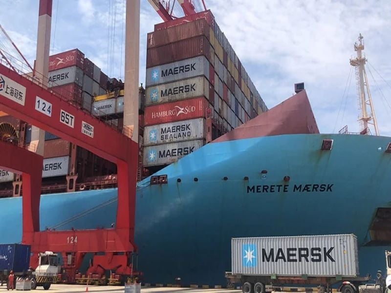 Maersk conducts international cargo relay in China