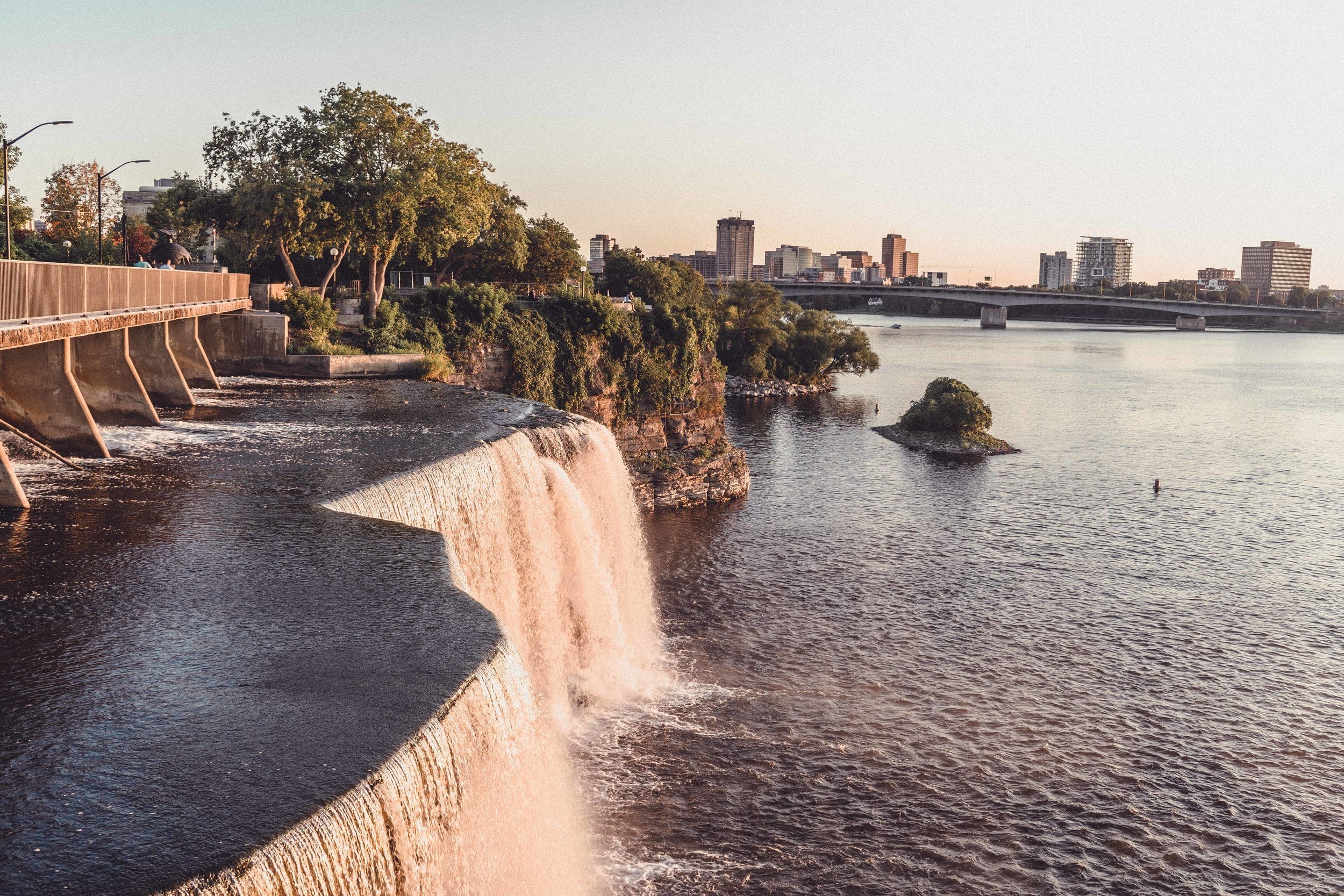 10+ Hidden Gems & Secret Spots in Canada You Must Visit | solosophie