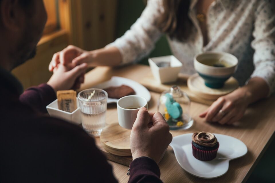 Gemeinsam Kochen: Kulinarische Tipps für mehr Würze im Beziehungsalltag - speisekarte.de - Der Foodblog