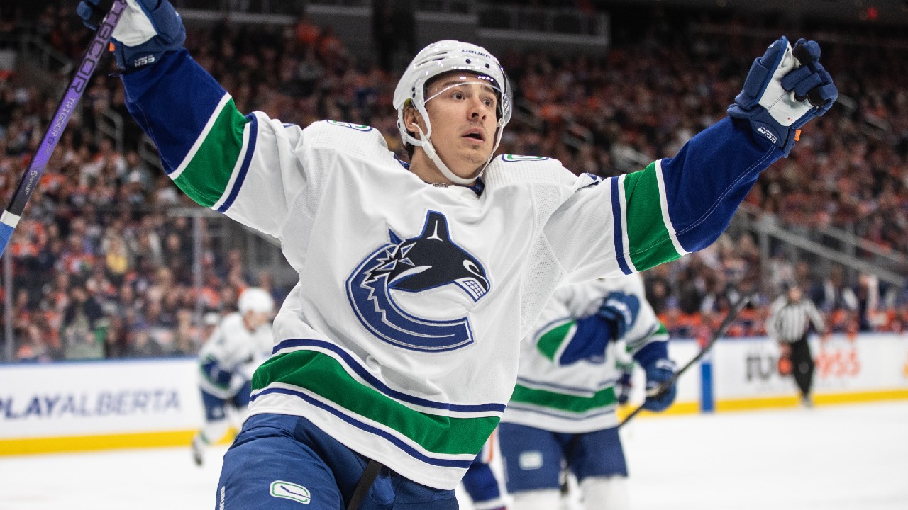 Canucks, Rutherford will 'continue to try to help' struggling Kuzmenko - Sportsnet.ca