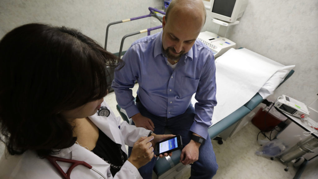 Investors bet on apps that vow to improve health and cut costs