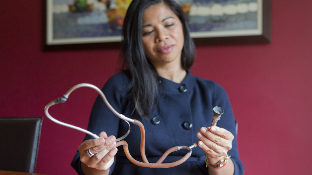 In 'Drop Out Club,' desperate doctors counsel each other on quitting