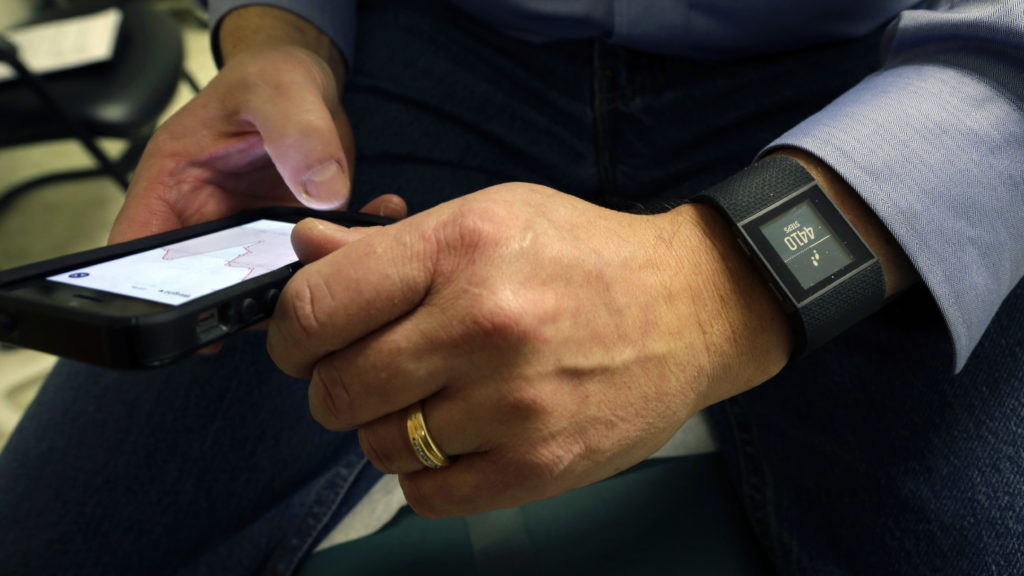 Small wearable devices may lead to big health care savings